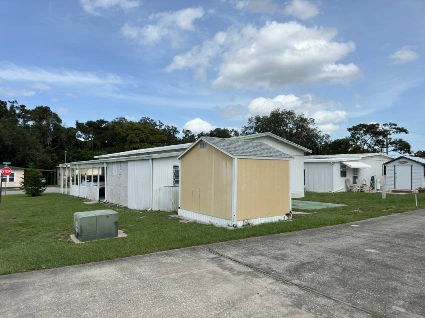 9 Stillwater Road a Winter Haven, FL Mobile or Manufactured Home for Sale